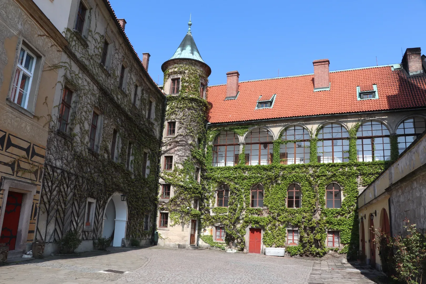 Průvodce Český ráj s dětmi: 30 výletů v první chráněné krajinné oblasti Čech další obrázky