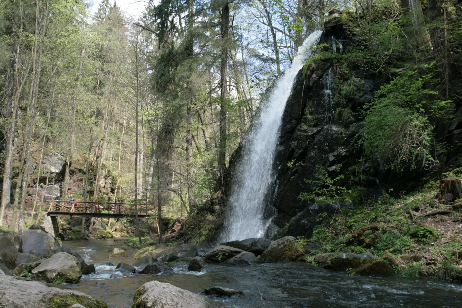 Průvodce Jižní Čechy s dětmi: 30 výletů po kraji tisíce rybníků a pohádkových měst náhled 2