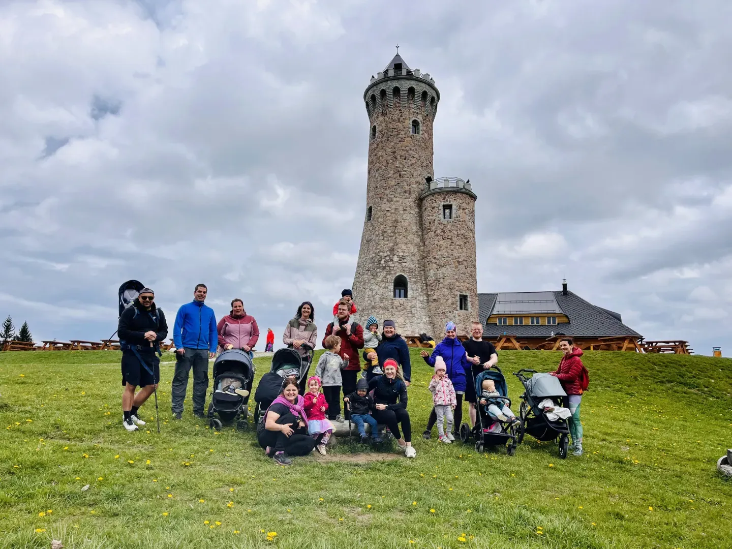 Velký průvodce Českou republikou s dětmi – 11 nejkrásnějších oblastí v jednom balíčku náhled 4