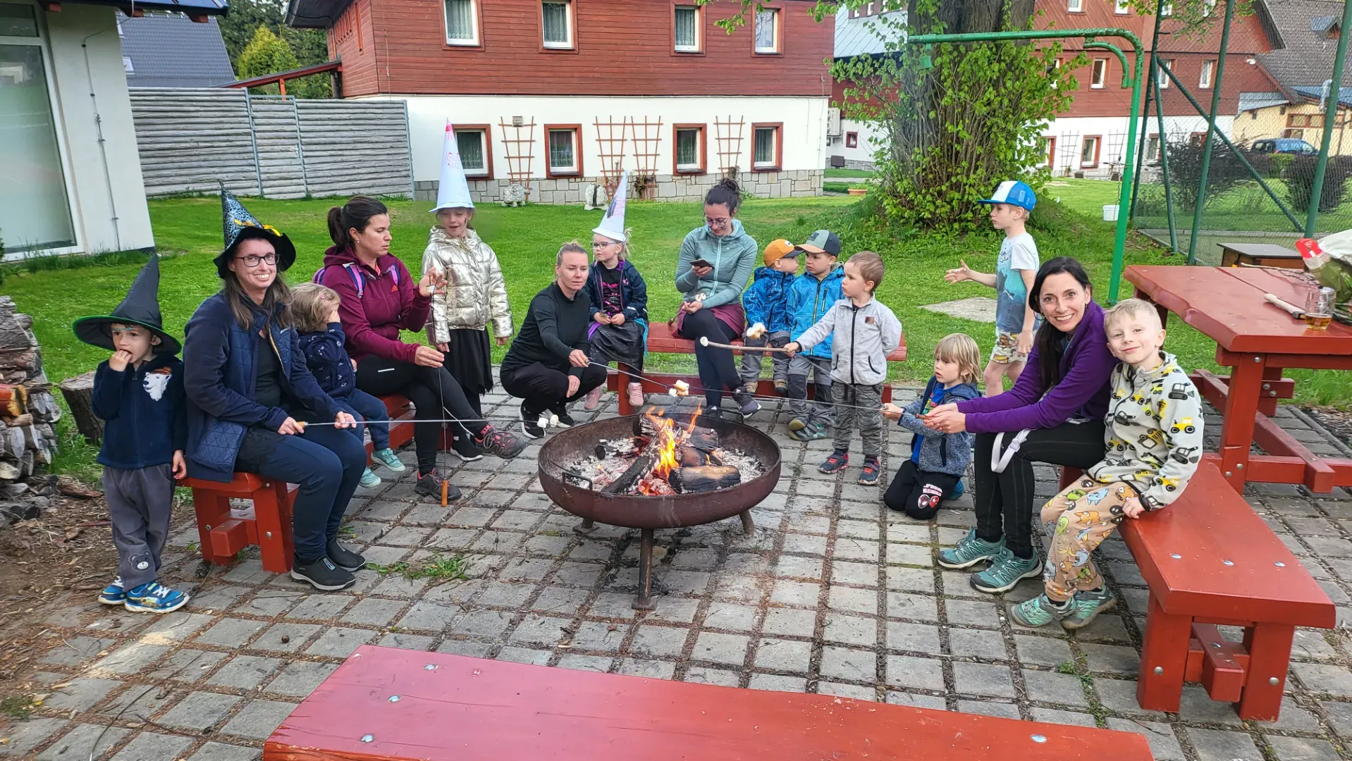 Čarodějnické Jeseníky s dětmi další obrázky